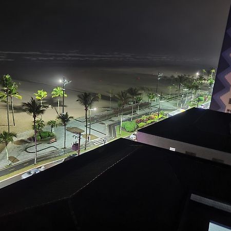 Apartamento Pe Na Areia Praia Grande  Esterno foto